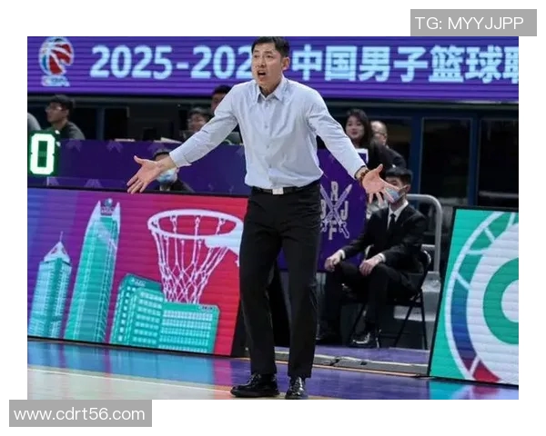 张庆鹏：从篮球场上的传奇到人生舞台的奋斗者之路